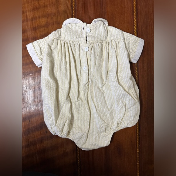 Strasburg Yellow/White Hand Smocked Bubble for Newborn - Picture 9 of 11